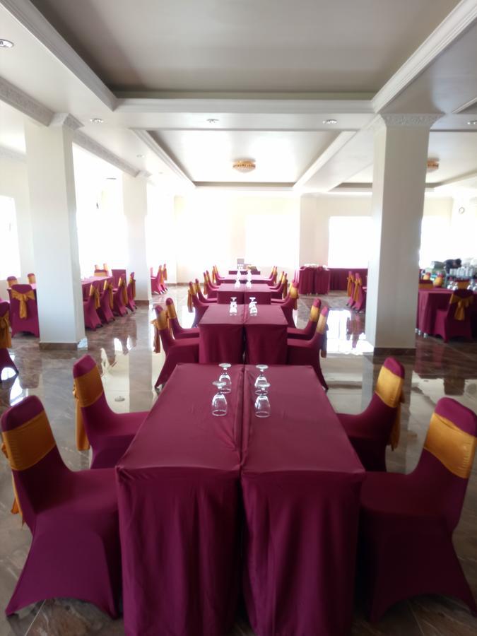 Grand Town Hotel Mandai 마카사르 외부 사진